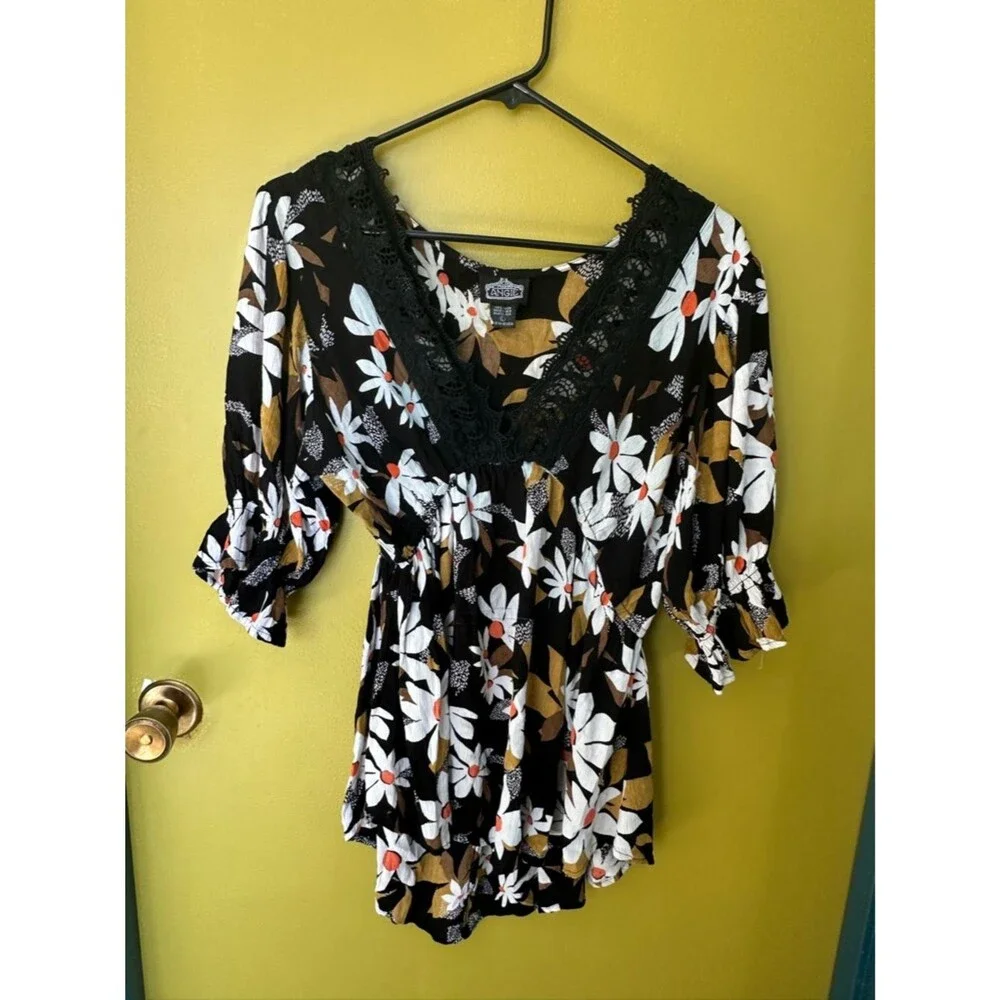 Angie Black Floral Tunic with White & Mustard Flowers - Picture 1 of 3